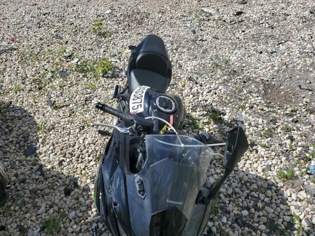 2025 Kawasaki EX650 R