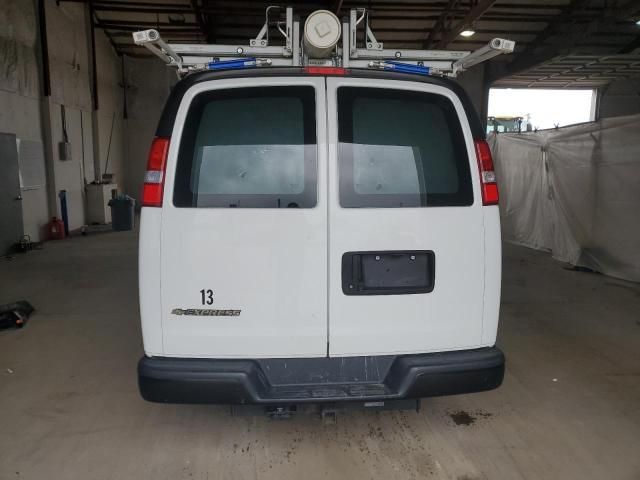 2022 Chevrolet Express G2500