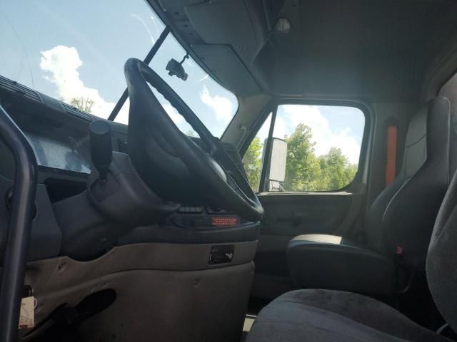 2015 Freightliner Cascadia 125 Semi Truck