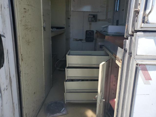 2000 Featherlite Mfg Inc 2000 Featherlite Fiber Optic Splicing Trailer