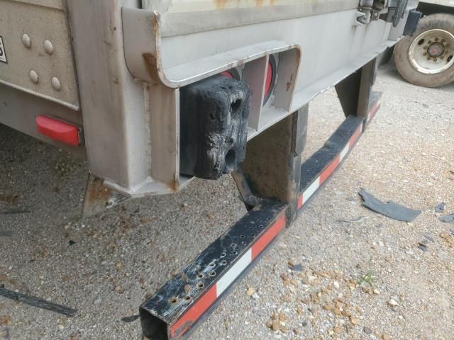 2013 Utility VS2DX DRY Van Trailer
