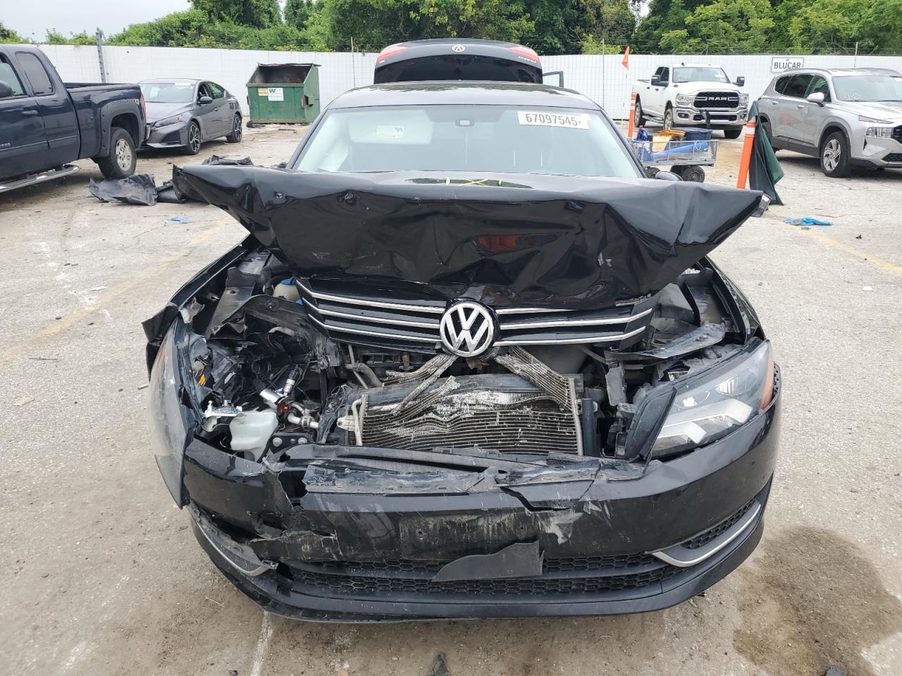 2013 Volkswagen Passat se
