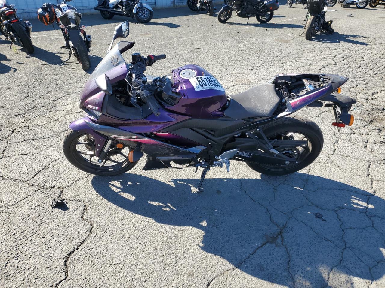 2023 Yama YZFR1
