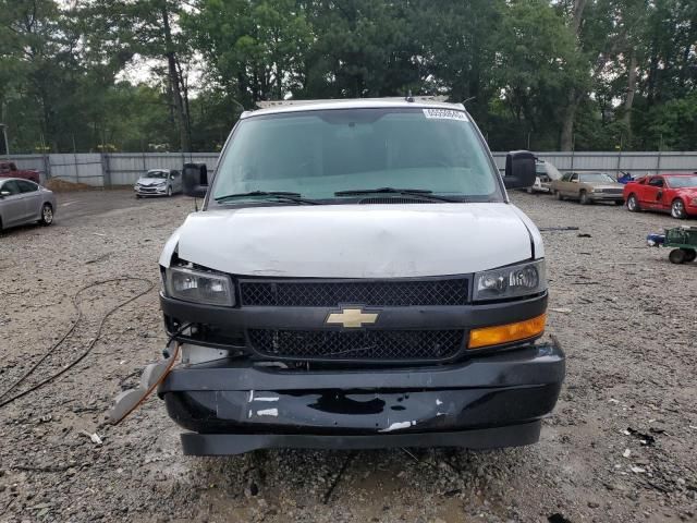 2018 Chevrolet Express G2500