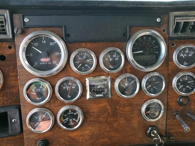 1998 Peterbilt 379 Semi Truck