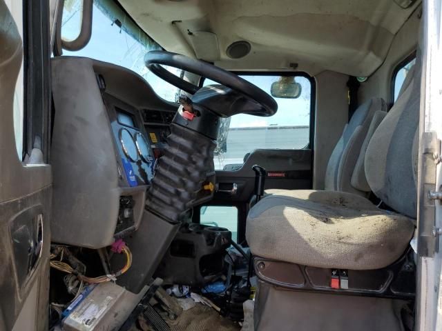 2012 Kenworth Construction T270