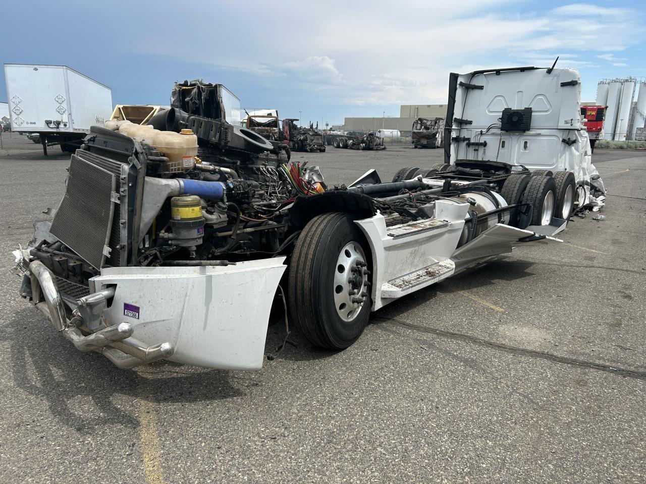 2024 Freigliner 2024 Freightliner Cascadia 126 Semi Truck