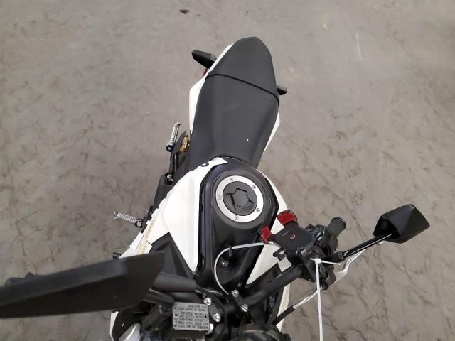 2023 Kawasaki BR125 J