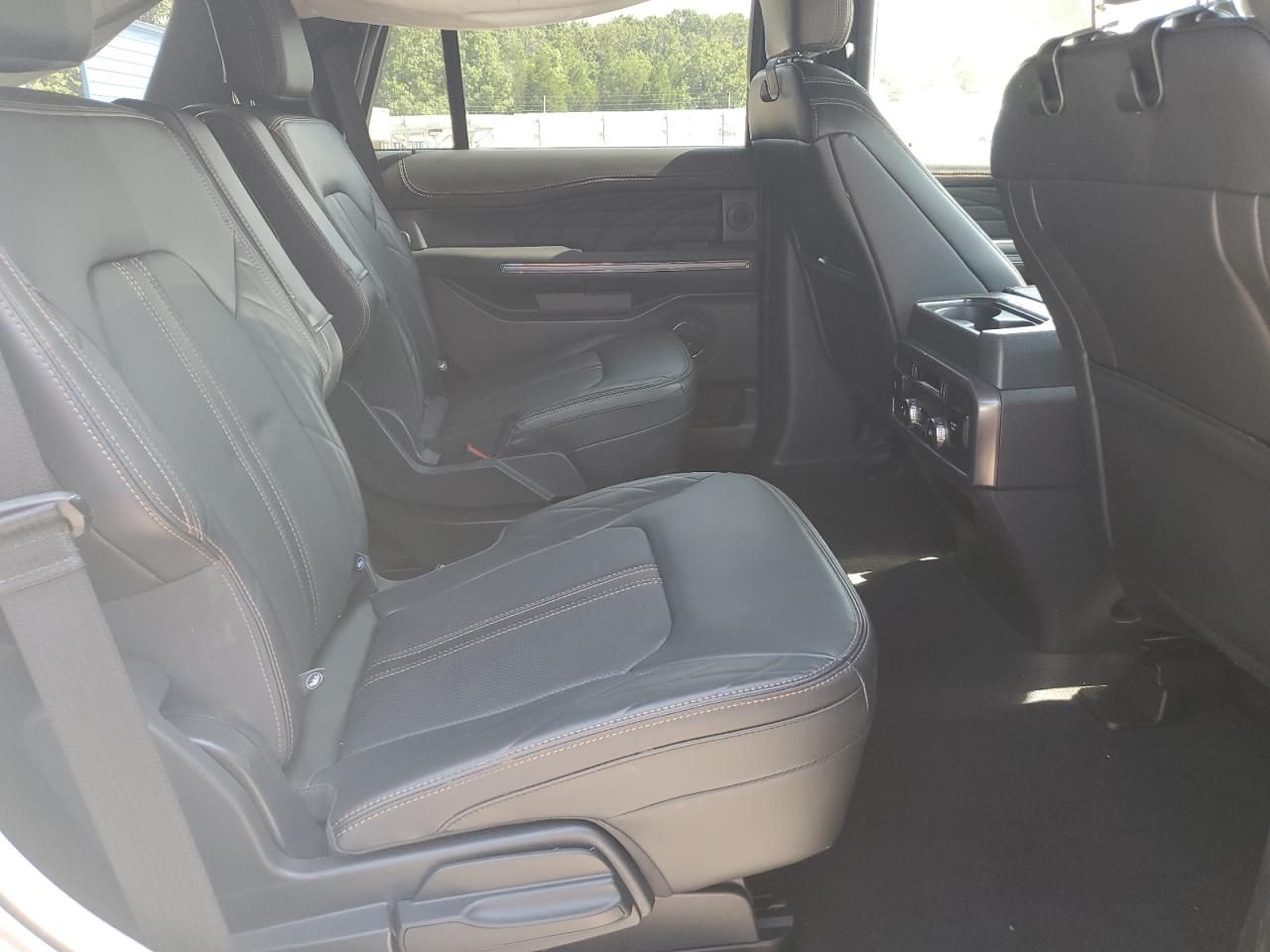 2024 Ford Expedition Platinum