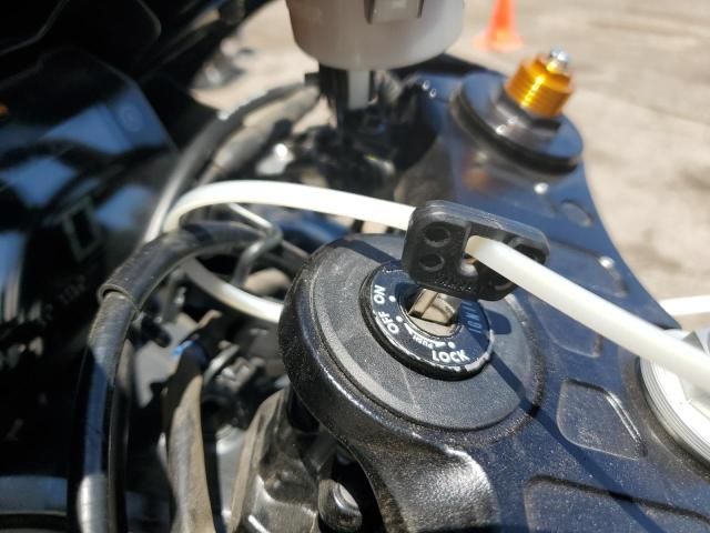 2024 Yamaha YZFR7