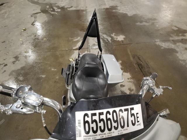 2010 Harley-Davidson Flhx