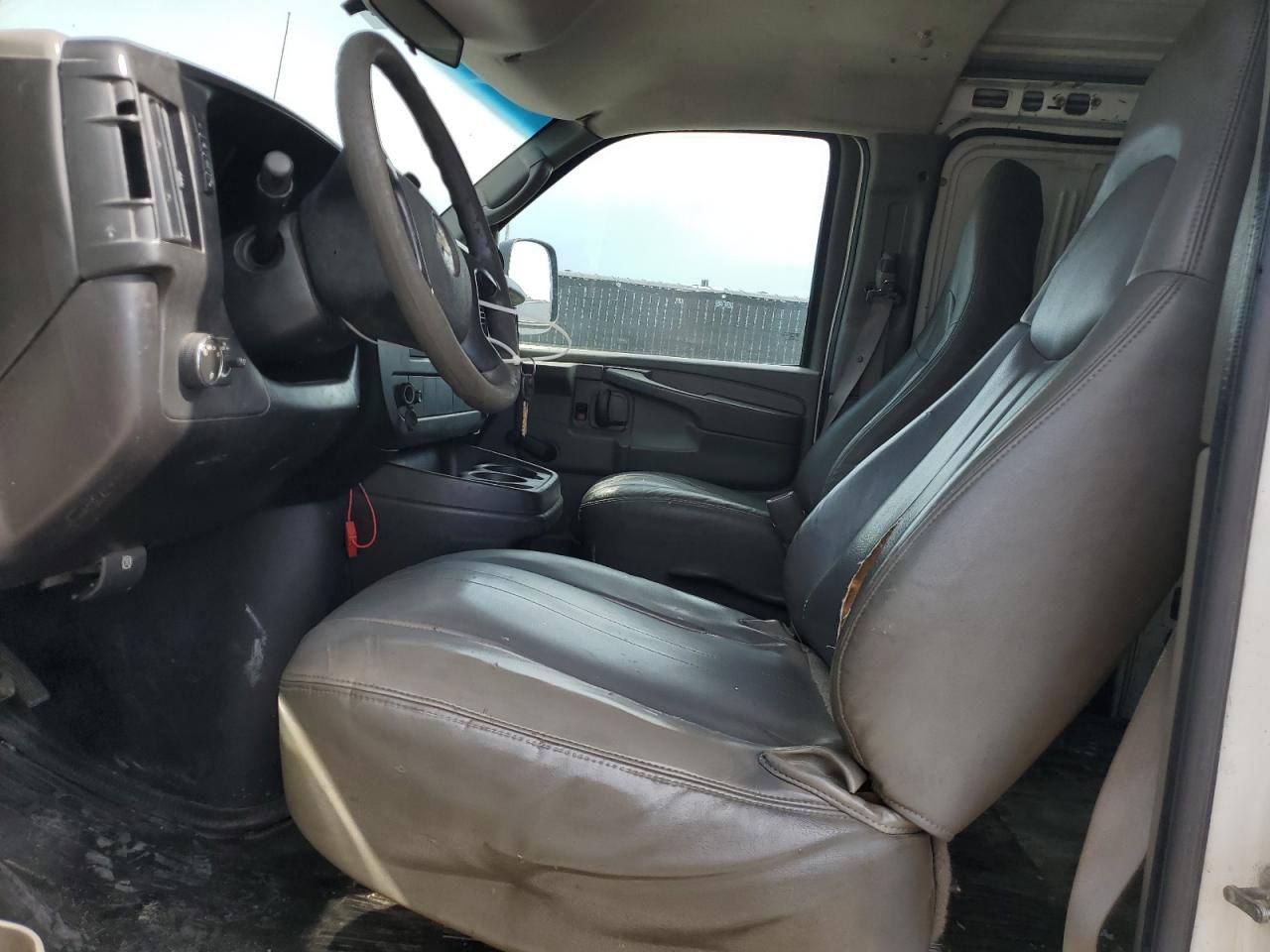 2011 Chevrolet Express G2500