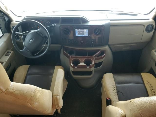 2013 Coachmen 2013 Ford Econoline E450 Super Duty Cutaway Van