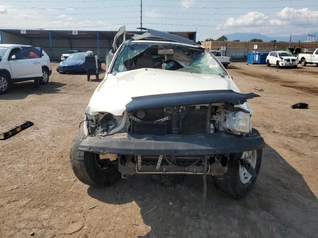 2004 Nissan Pathfinder le