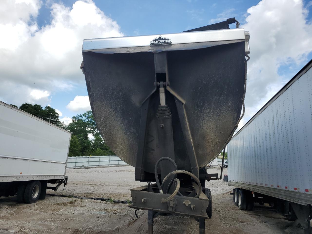 1985 East Manufacturing 2015 East END Dump Trailer
