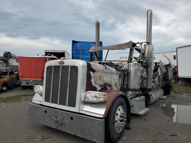 2019 Peterbilt 389 Semi Truck