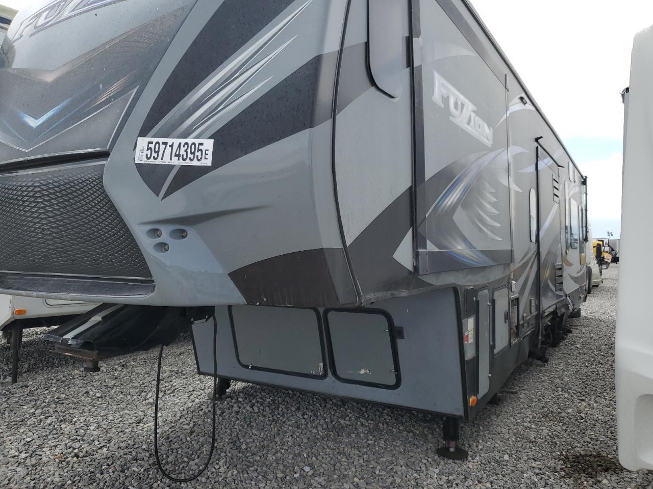 2015 Keystone Fuzion