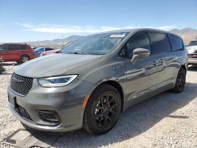 2022 Chrysler Pacifica Hybrid Limited