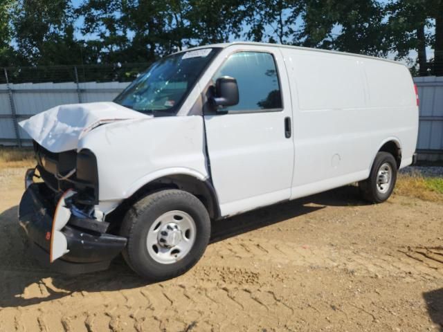 2017 Chevrolet Express G2500