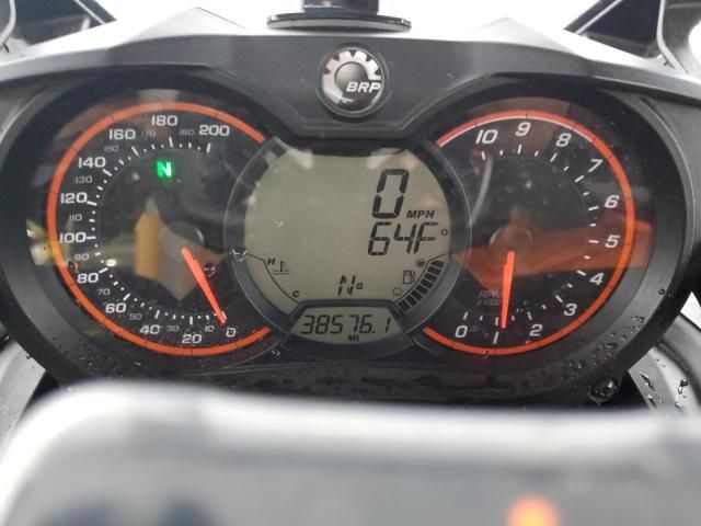 2018 Can-Am Spyder Roadster F3