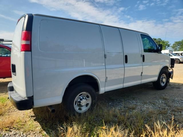 2017 Chevrolet Express G2500