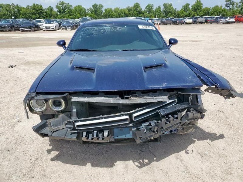 2015 Dodge Challenger SXT Plus