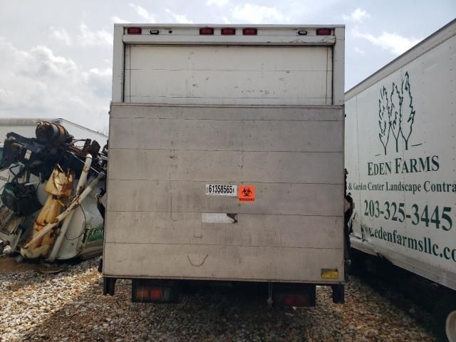 2000 Mitsubishi Fuso Truck OF America INC FE 639