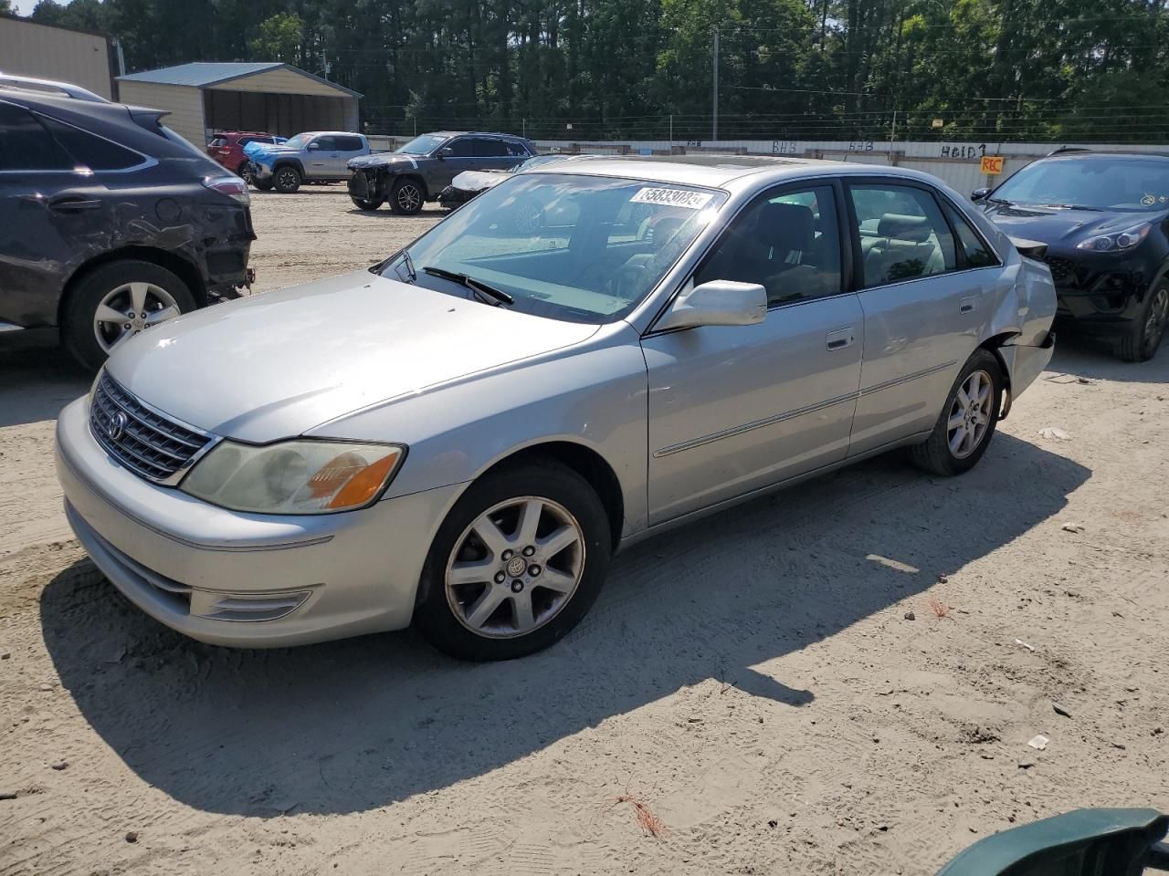 2003 Toyota Avalon xl