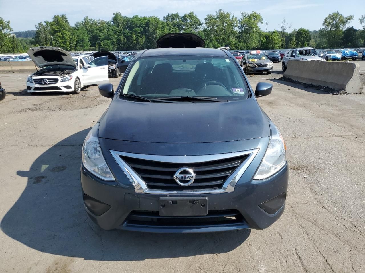 2015 Nissan Versa s