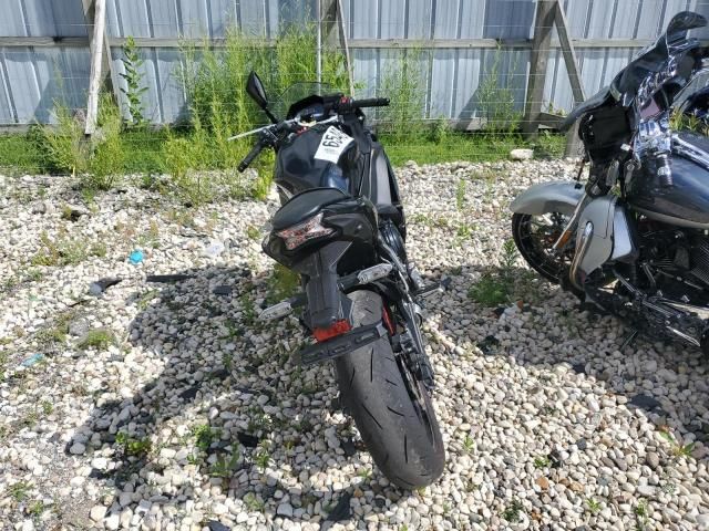 2025 Kawasaki EX650 R