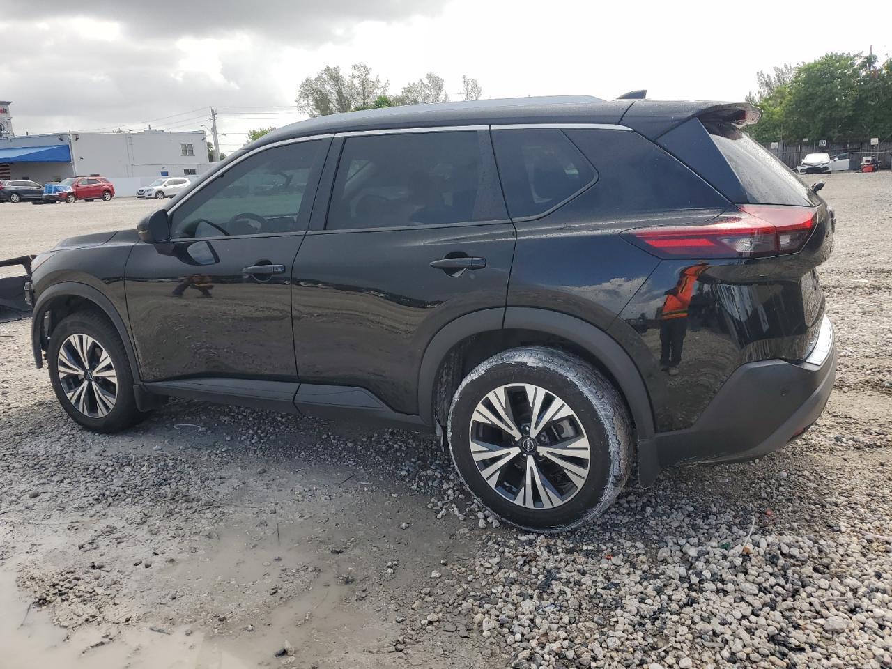 2022 Nissan Rogue sv