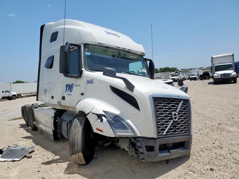 2025 Volvo VNL Semi Truck