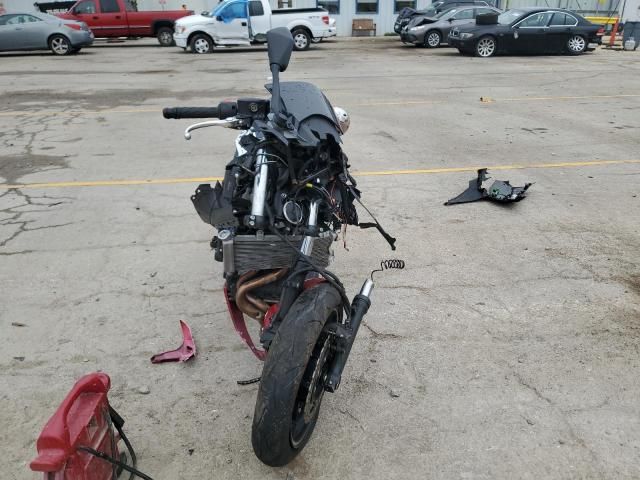 2024 Kawasaki EX650 P