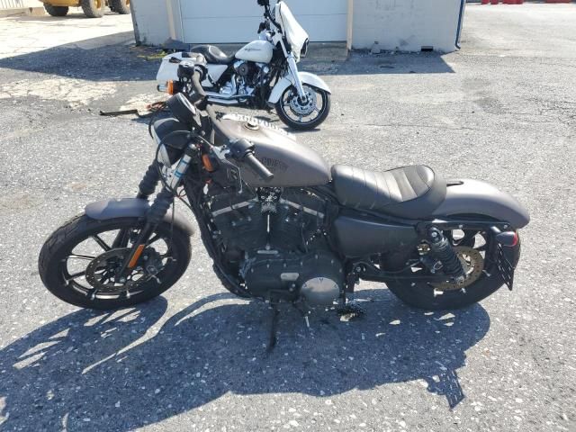 2015 Harley-Davidson XL883 Iron 883