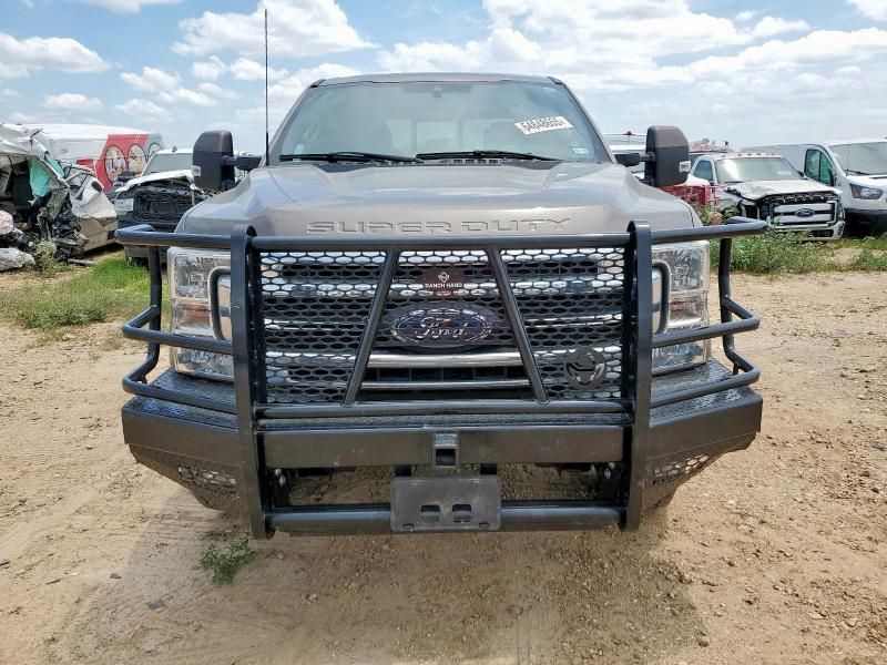 2022 Ford F350 Super Duty