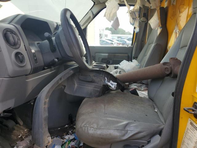 2012 Ford Econoline E350 Super Duty Cutaway Van