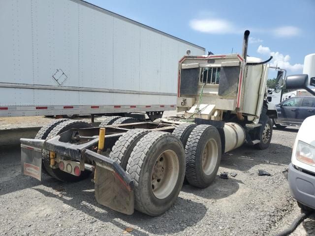 2015 Mack CXU613 Semi Truck