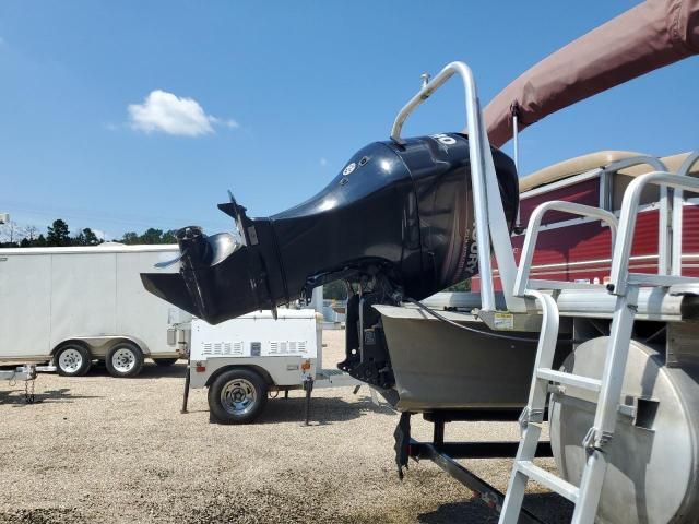2013 Sun Tracker Boat Boat Pontoon Boat
