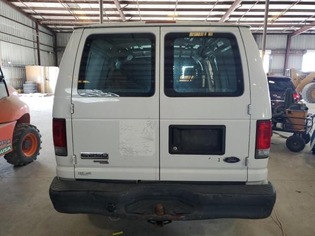 2013 Ford Econoline E250 Van