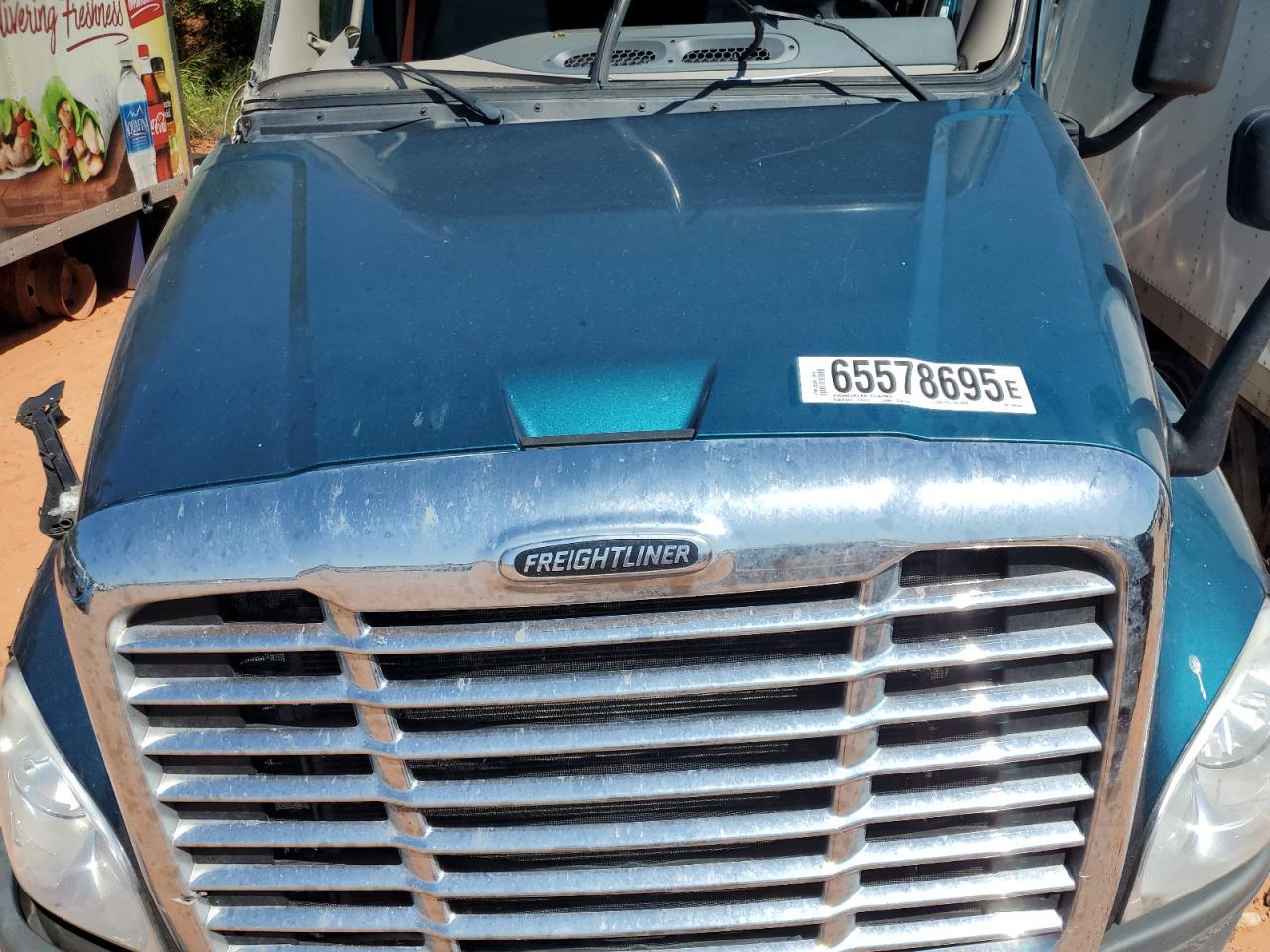 2018 Freightliner Cascadia 125 Semi Truck