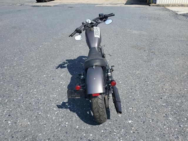 2015 Harley-Davidson XL883 Iron 883
