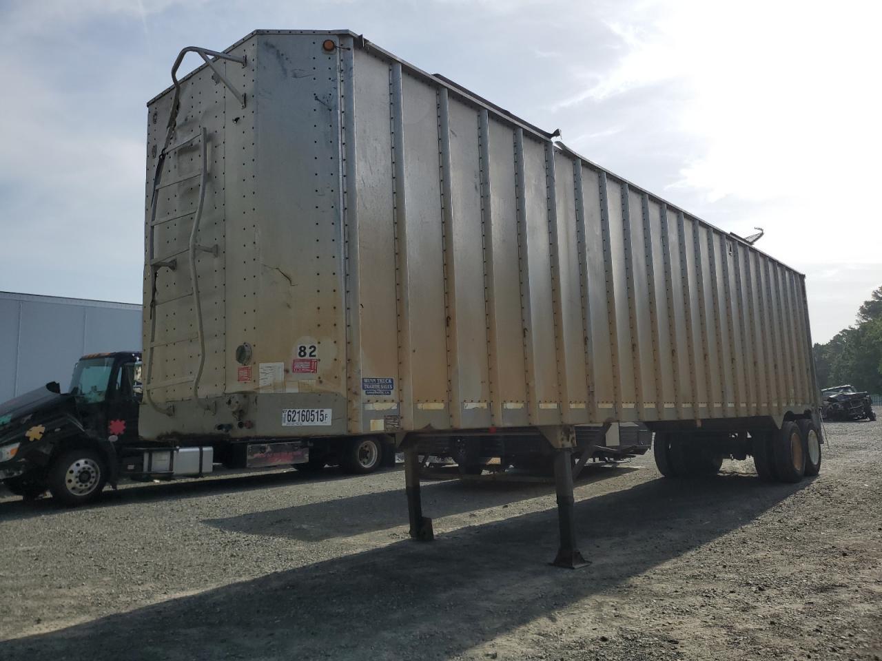 2004 Innovlrmfg 2003 Innovative SDS-42 Chip Trailer