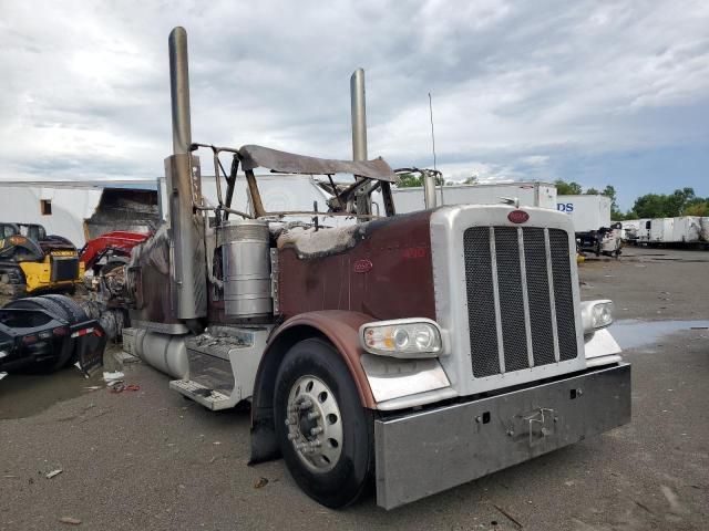 2019 Peterbilt 389 Semi Truck