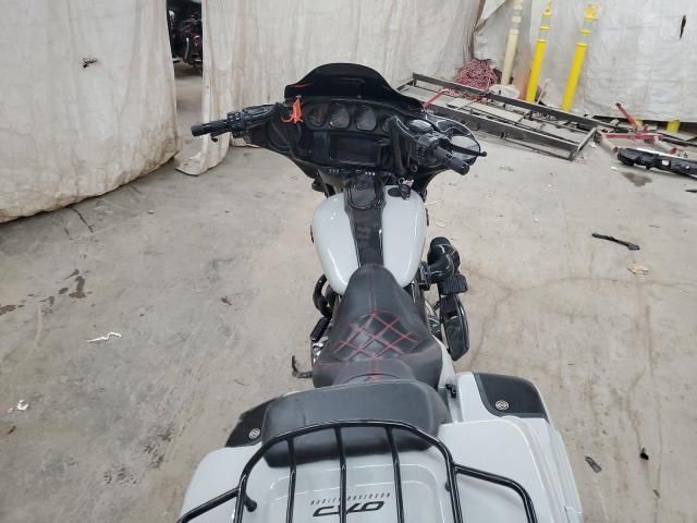 2020 Harley-Davidson Flhxse