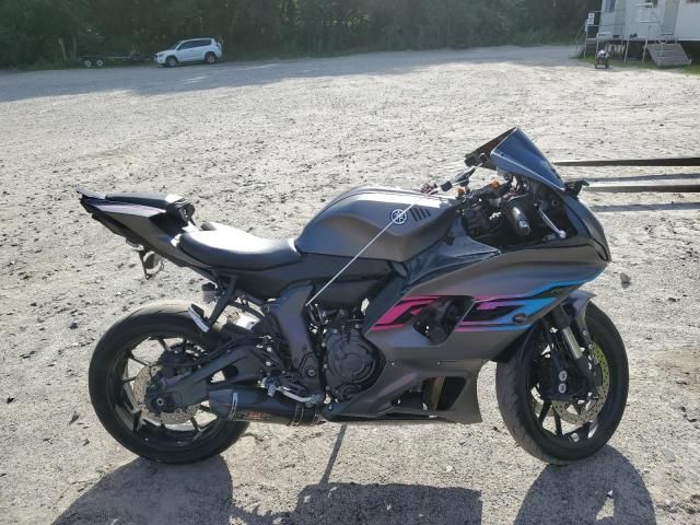 2024 Yamaha YZFR7