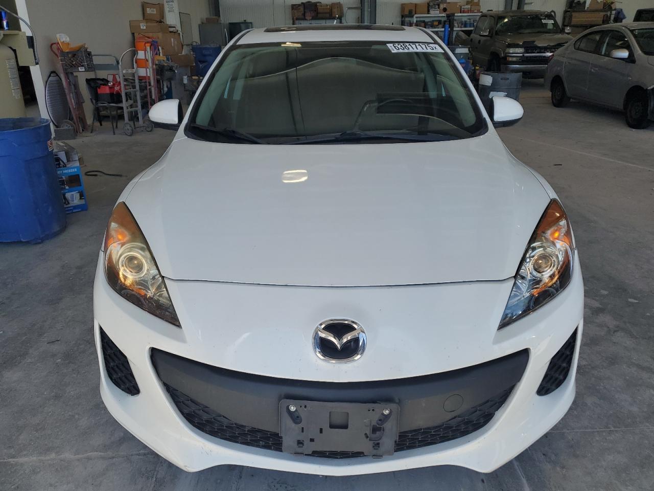 2013 Mazda 3 I