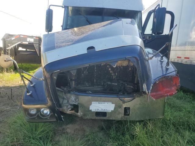 2000 Freightliner Conventional Semi Truck