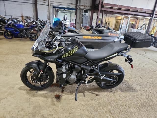 2025 Triumph Tiger Sport 800