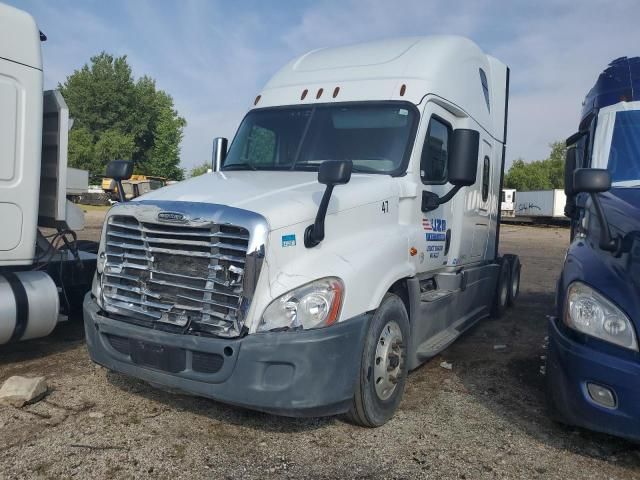 2019 Freightliner Cascadia 125 Semi Truck