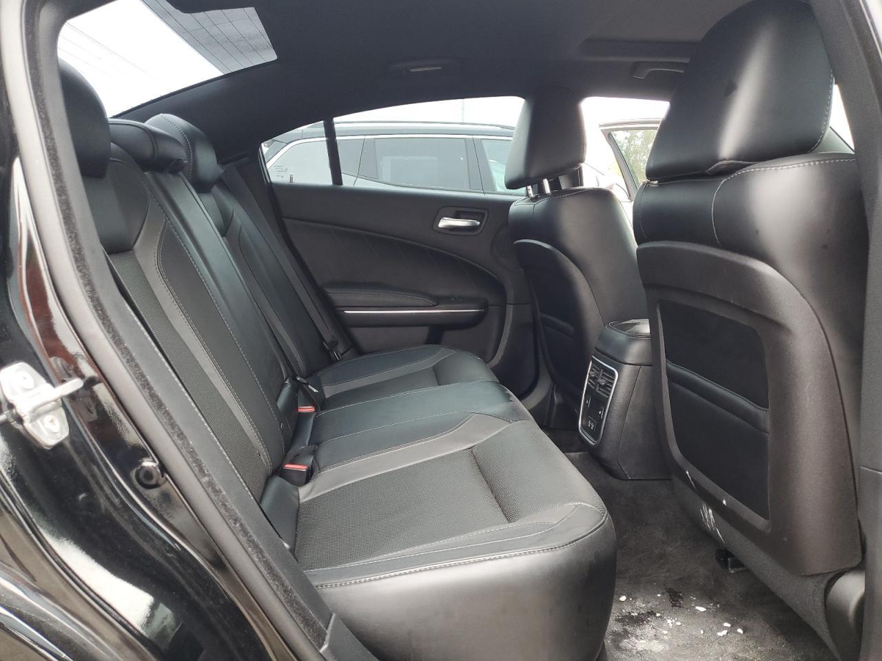 2015 Dodge Charger sxt